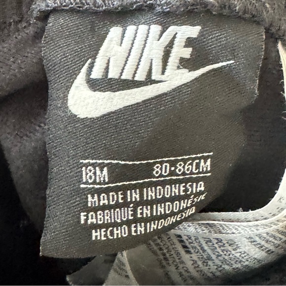 Nike Black  With red Logo Trim Joggers 18 Months - Picture 4 of 5